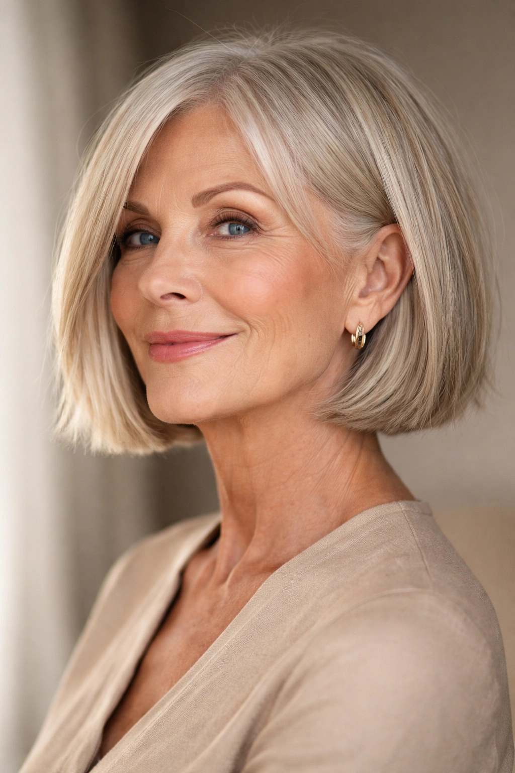 15 Hairstyles That Look Gorgeous On Women Over 70 10 Mature woman with blunt bob and textured ends
