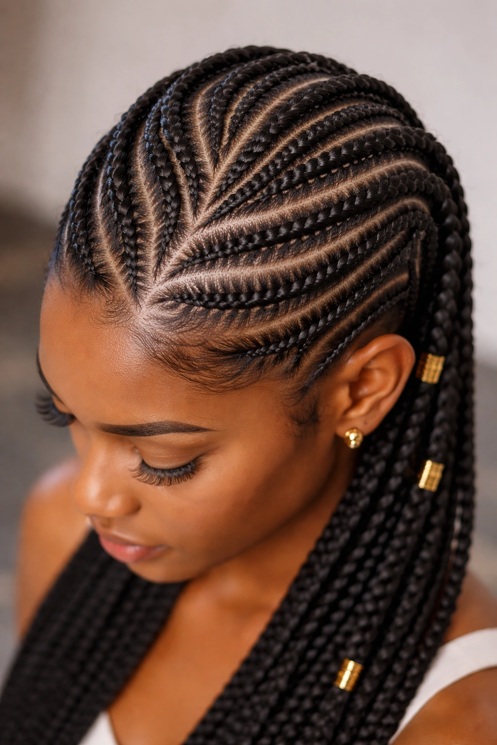 25 Natural Hairstyles Black Women Are Rocking Now 6 Close-up of raised cornrows in geometric pattern